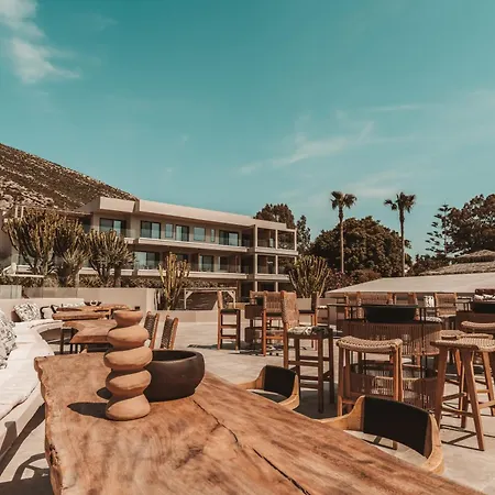 Hotel Sagredo Beachfront Retreat & By E-geo Ágios Fokás