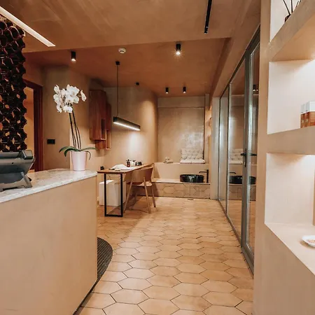 Sagredo Boutique & Ξενοδοχείο 4*