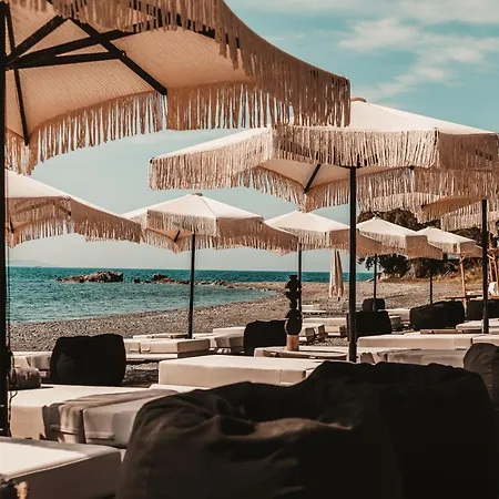 Sagredo Beachfront Retreat & By E-geo Hotel 4*