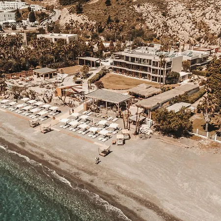 Hotel Sagredo Beachfront Retreat & By E-geo