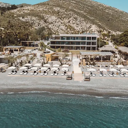 Sagredo Beachfront Retreat & By E-geo 4* Ágios Fokás
