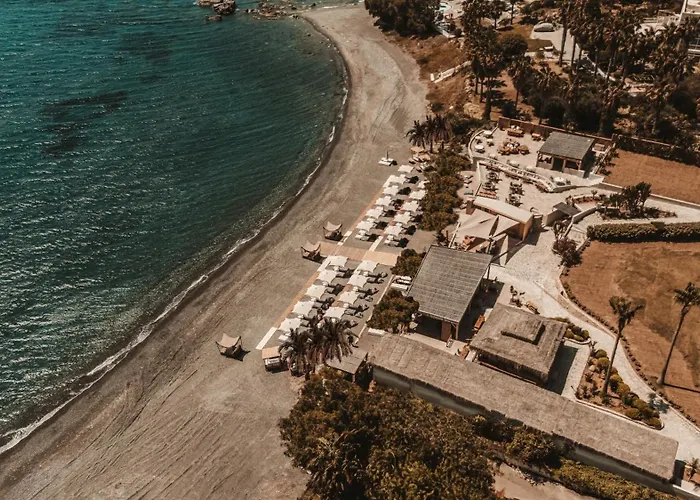 Sagredo Boutique & Ágios Fokás