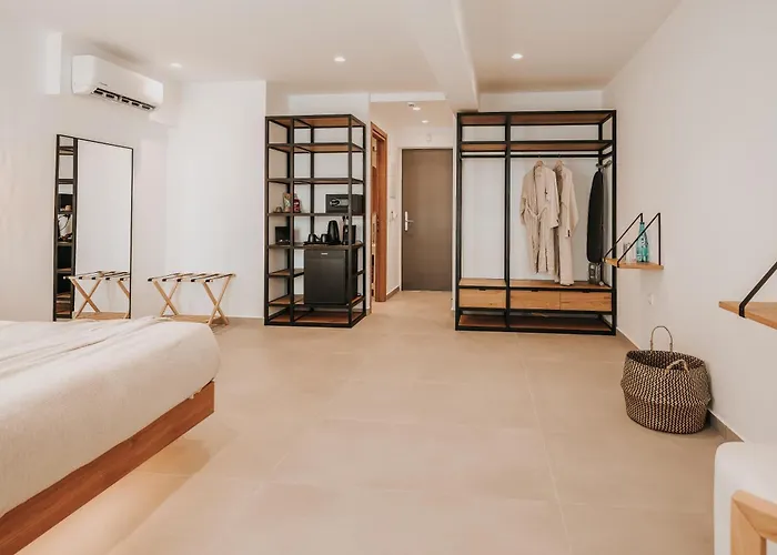Sagredo Boutique & By E-geo 4*